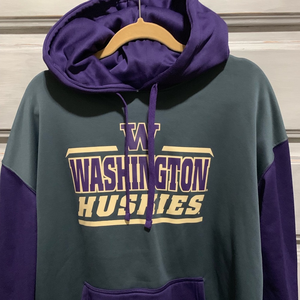 Men’s UW hoodie